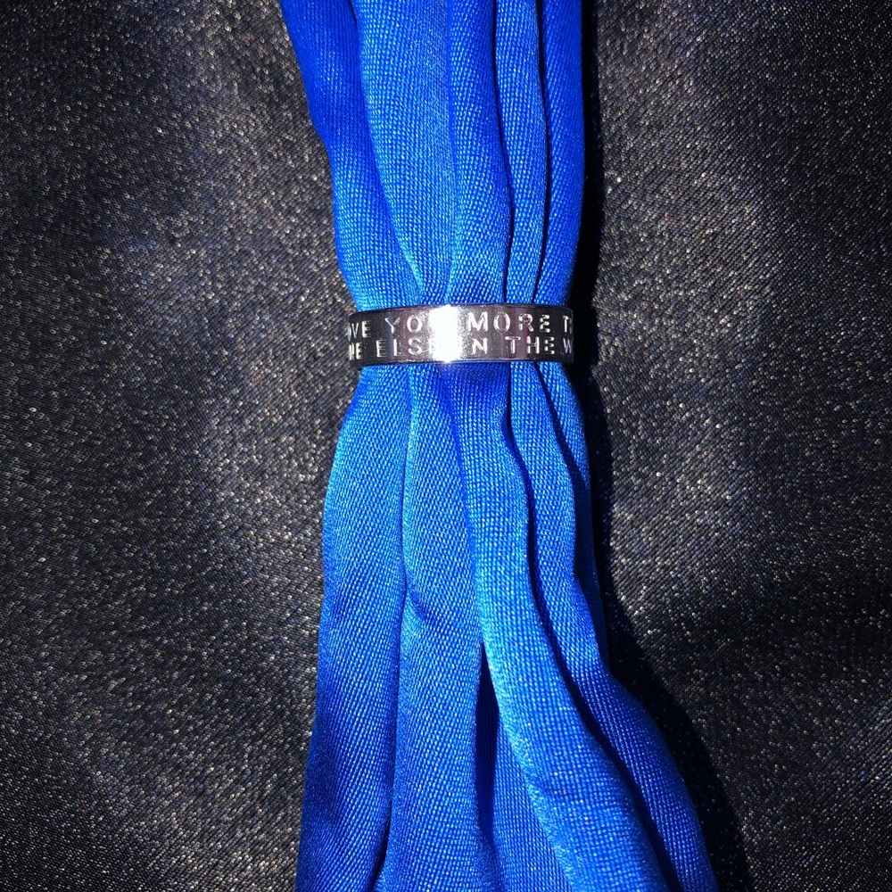 Band/ Ring - Picture 2 of 4